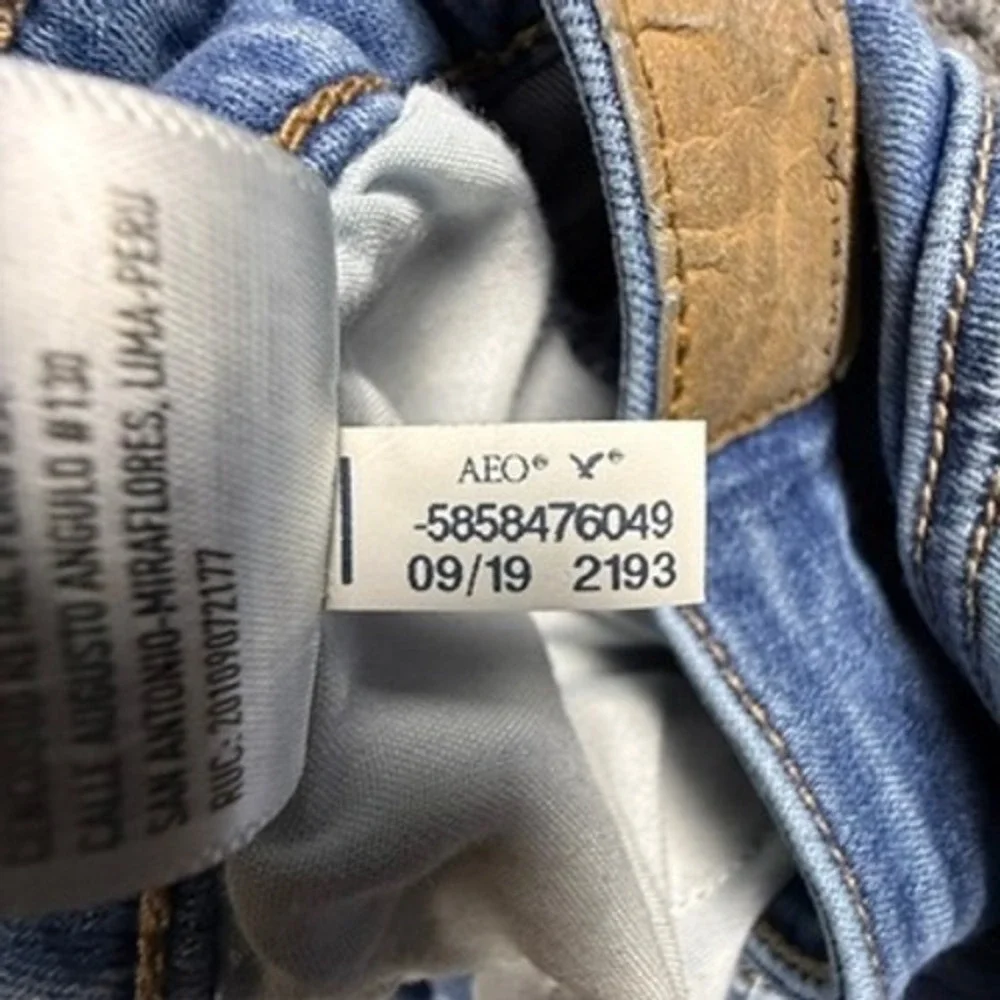 American Eagle Super Hi-Rise Jegging Womens 4 Blue Distressed Next Level Stretch